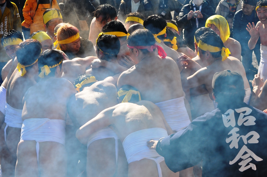 おらが村の永岡蘇民祭【1月】 - 金ケ崎町観光協会公式サイト